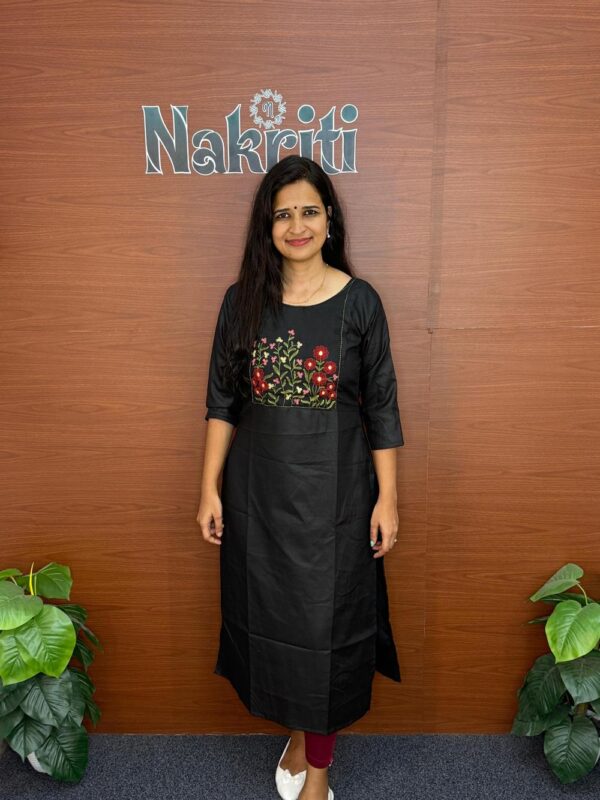 Black embroidered kurti