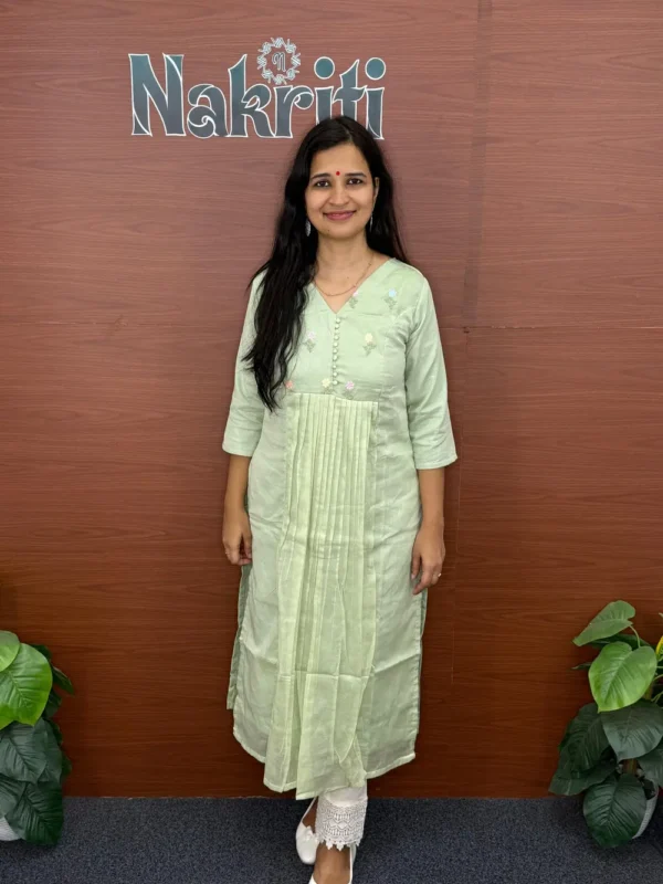 N989 Mul chanderi embroidered kurti