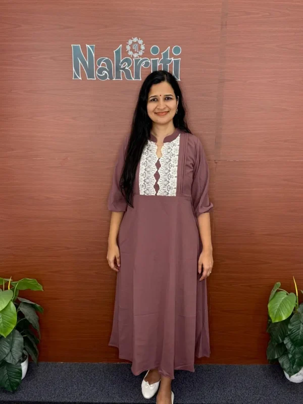 A line kurti with crochet lace design