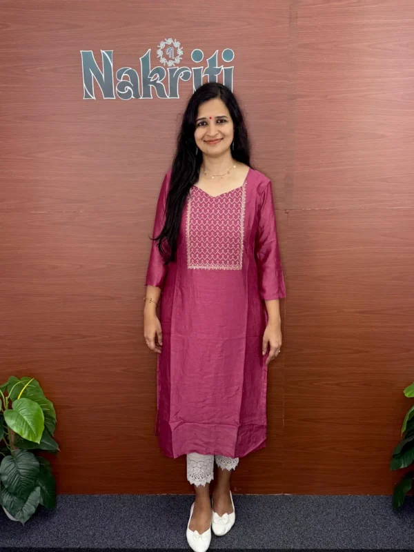 N986-22 Embroidered Kurti with lining