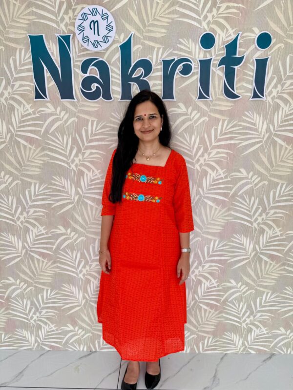 Hakoba embroidered cotton kurti