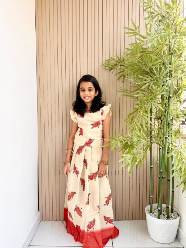 Kid's pattupava for onam