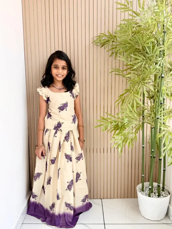 Kid's pattupava for onam