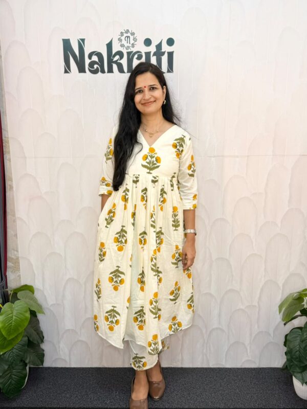 N2284 Floral print co-ord Set with pocket (2pc Set)